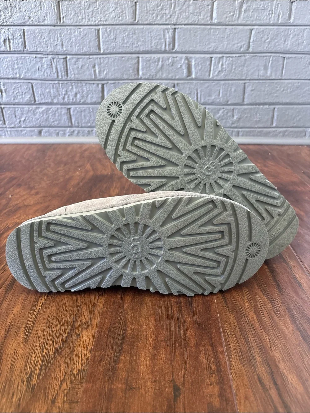 UGG brand new